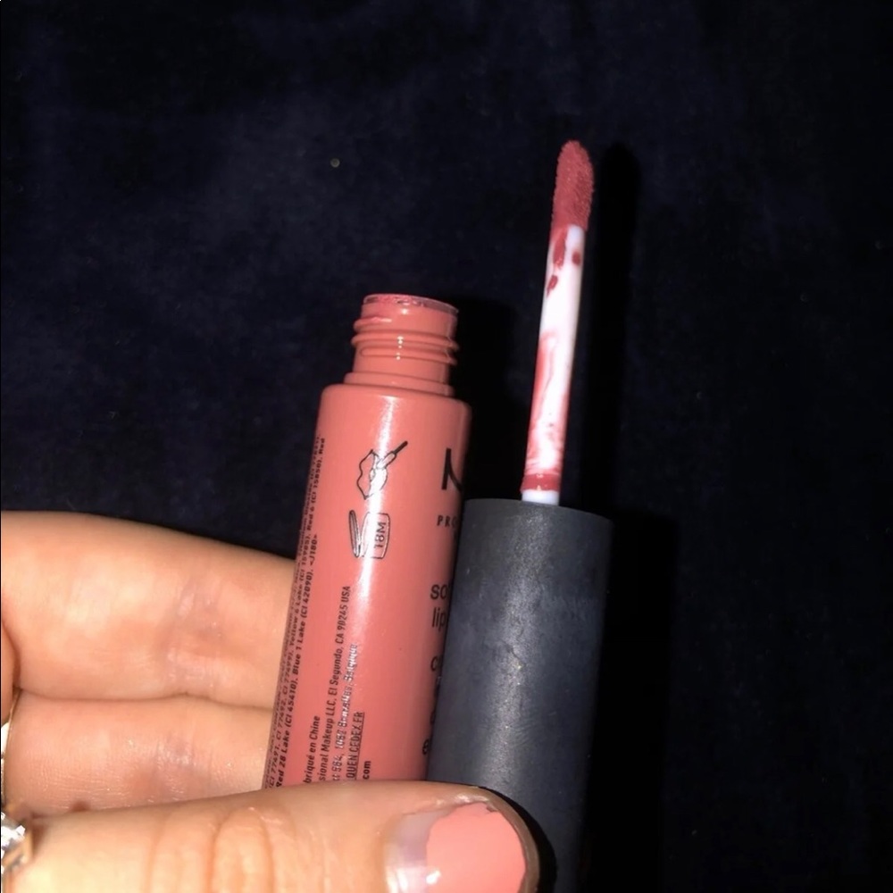 lip cream - Picture 2 of 3